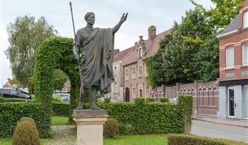 In the footsteps of Caesar and Jan de Lichte